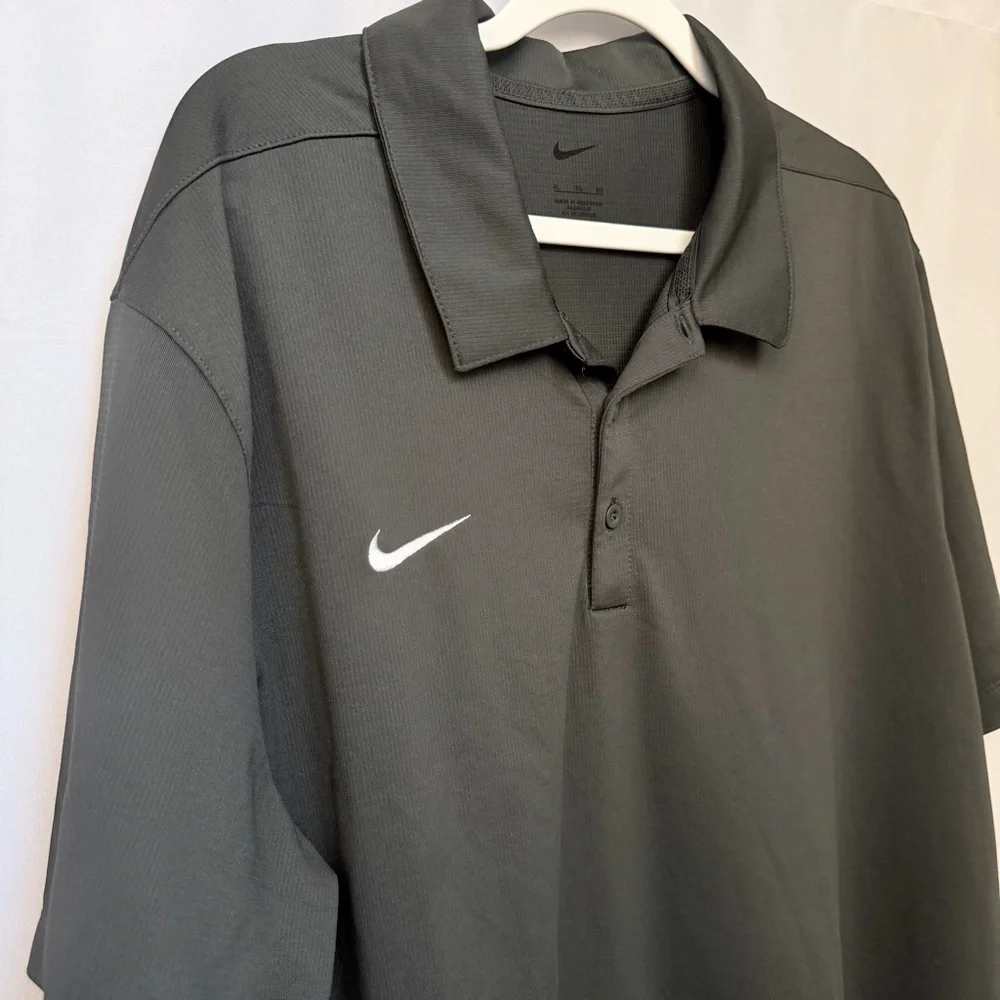 Nike Men's Dark Gray/Black Polo Shirt, XL - Picture 3 of 5